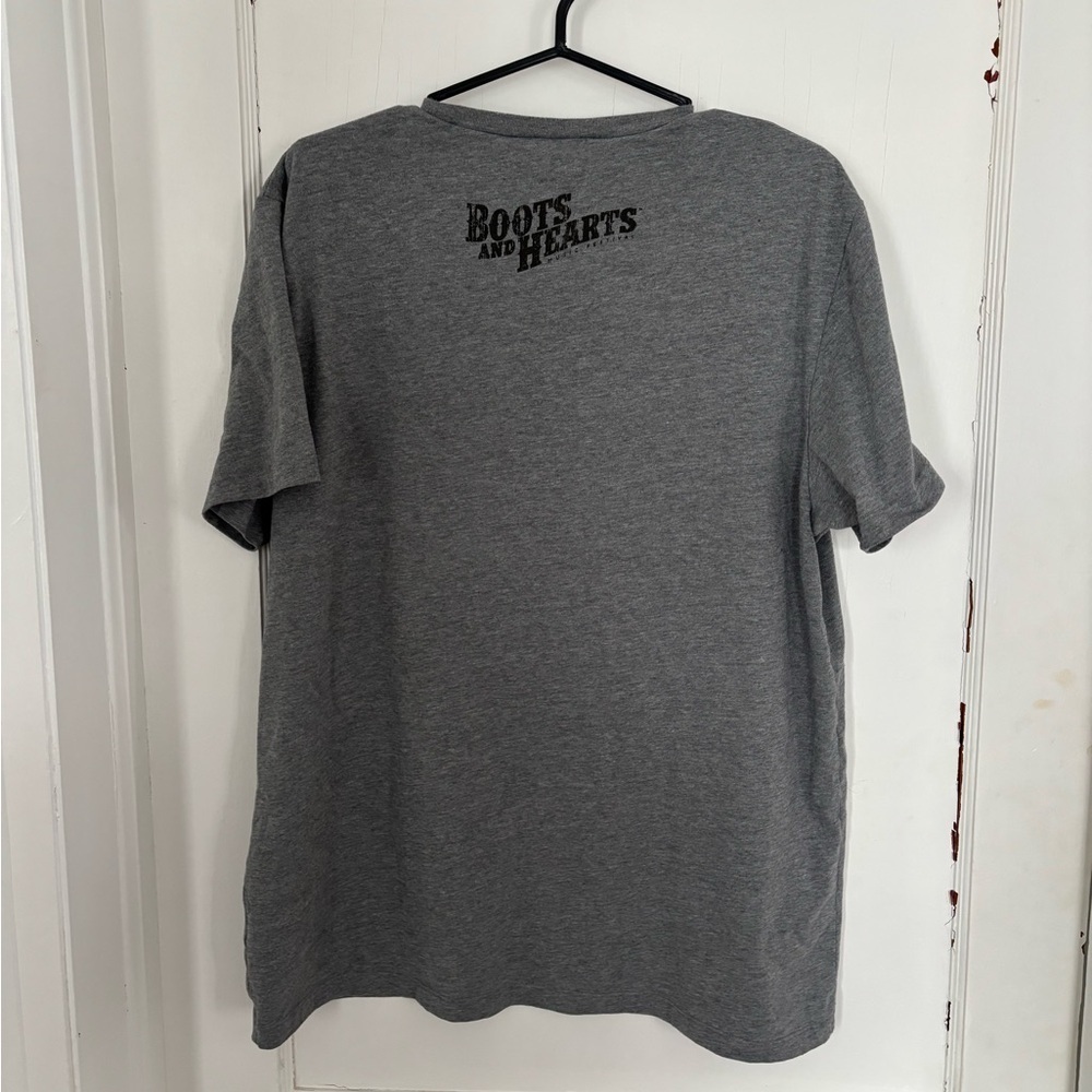 Boots and Hearts Music Festival Grey Graphic Tee Unisex Large Great Condition - Picture 2 of 4